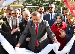 بحضور عميدها.. كلية النباتات الطبية والصناعية تفتتح معرض النباتات الطبية والصناعية بحضور ناشطين ومختصين