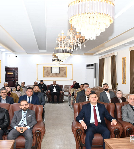 كلية النباتات الطبية والصناعية تنظم محاضرة علمية عن دور الفيرمي كمبوست في الزراعة المستدامة