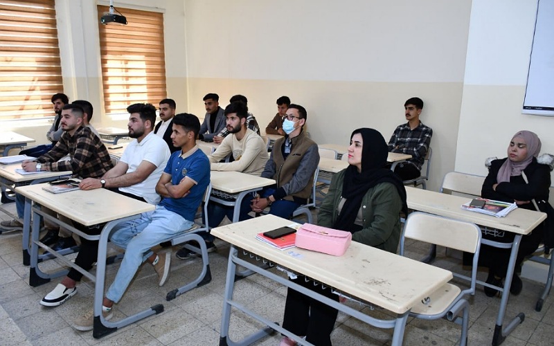 The College of Agriculture/Hawija organizes a lecture on drugs and psychotropic substances and their negative effects on the student