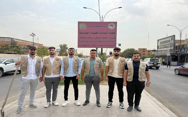 كلية النباتات الطبية والصناعية تطلق حملة &quot;صيفنا عطاء&quot; لتشجير الشوارع المجاورة استجابة لتوجيهات وزير التعليم العالي