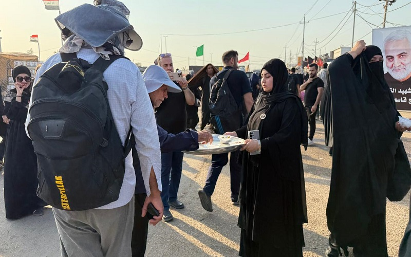 موكب كلية النباتات الطبية والصناعية يشارك في خدمة زوار الإمام الحسين عليه السلام