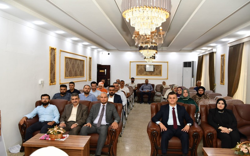 كلية النباتات الطبية والصناعية تنظم محاضرة عن رواتب موظفي الدولة