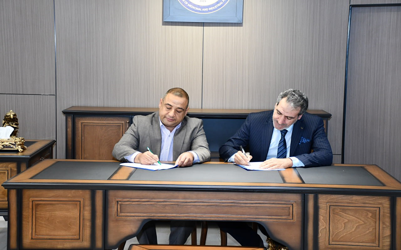 توقيع اتفاقية تعاون علمي بين كلية النباتات الطبية والصناعية والمركز الإرشادي التدريبي الزراعي في كركوك