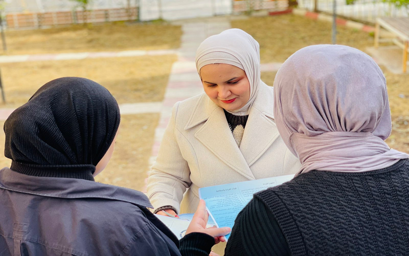 وحدة النشاطات الفنية تطلق حملة بعنوان «اقرأ» لتعزيز ثقافة القراءة بين الطلبة