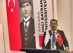 تدريسي من كلية التربية للبنات في جامعة كركوك يشارك في مؤتمر دولي