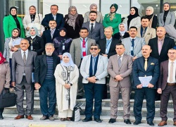 تدريسية  تشارك في مؤتمر المسار الامثل لحياة افضل