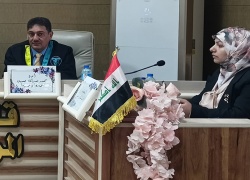 تدريسي يشرف على اطروحة دكتوراه