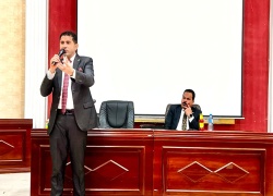 ضيفنا استاذ الآثار واللغة المصرية والشرق الادنى القديم جامعة الوادي الجديد