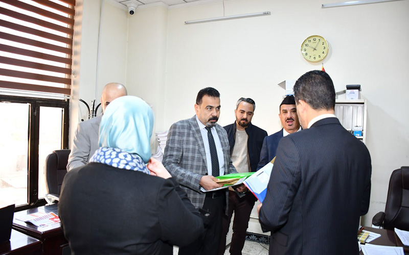 كلية الإدارة والاقتصاد تستقبل اللجنة الامتحانية المركزية المشرفة على الامتحانات النهائية