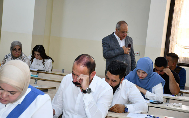 كلية الإدارة والاقتصاد تعلن عن اختتام الامتحانات النهائية للعام الدراسي الحالي