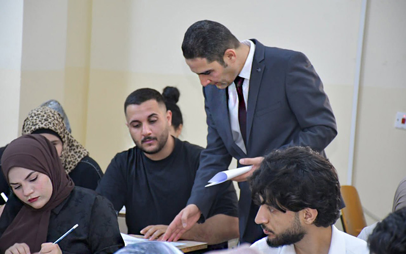 اللجنة المركزية في جامعة كركوك تتابع سير الامتحانات النهائية في كلية الإدارة والاقتصاد