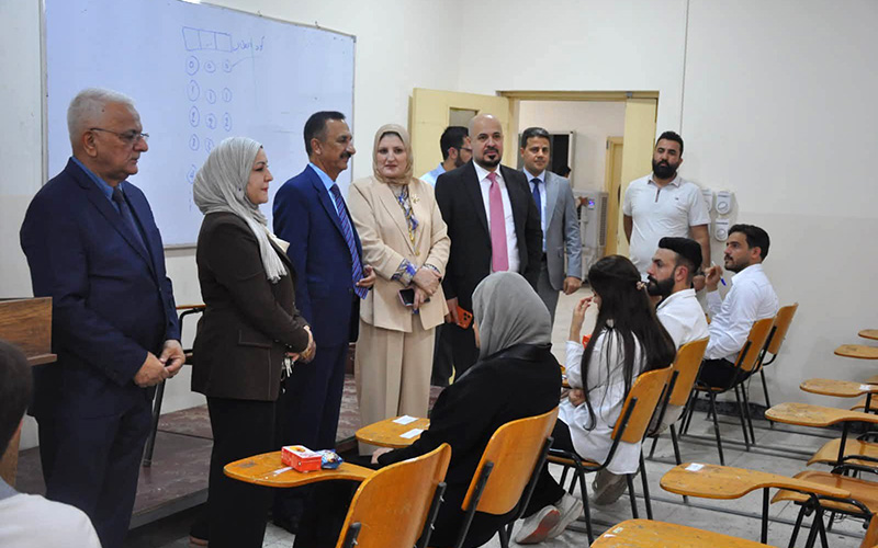 انطلاق الامتحان التنافسي للدراسات العليا في كلية الإدارة والاقتصاد بجامعة كركوك