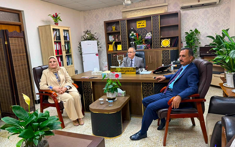 كلية الإدارة والاقتصاد تجري المقابلات الشفوية للمتقدمين إلى الدراسات العليا