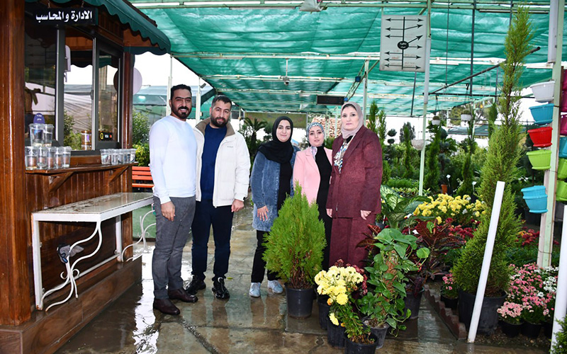 كلية الإدارة والاقتصاد تنفّذ حملة تشجير في مدرسة الياقوت الابتدائية