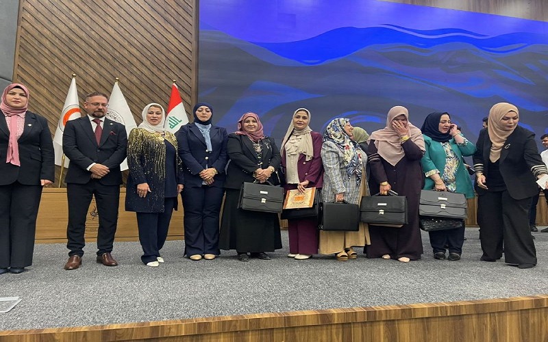 A lecturer at the College of Agriculture honored on the occasion of the launch of the first edition of the Academic Women’s Encyclopedia.