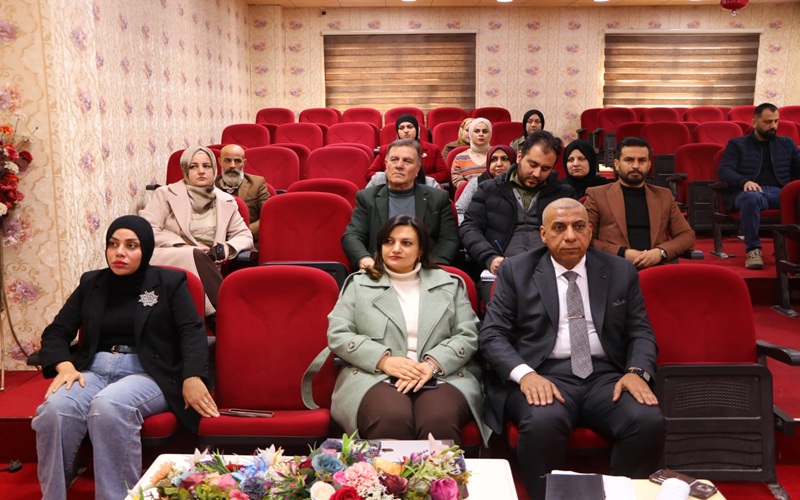 كلية الصيدلة تنظم ندوة حول استخدام الذكاء الاصطناعي في إعادة توظيف الادوية 