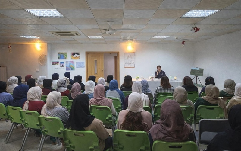 إقامة ندوة توعوية عن الاكتئاب وفقدان الثقة بالنفس في مجمع عطاء السكني