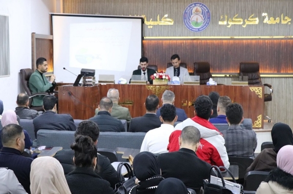 ورشة في كلية الآداب عن كتابة الرسالة والأطروحة