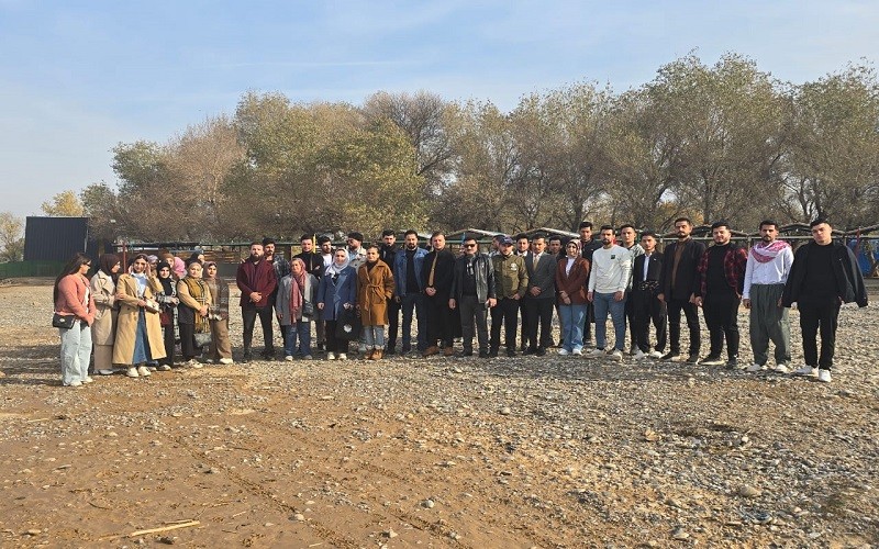 سفرة علمية لطلبة كلية ...