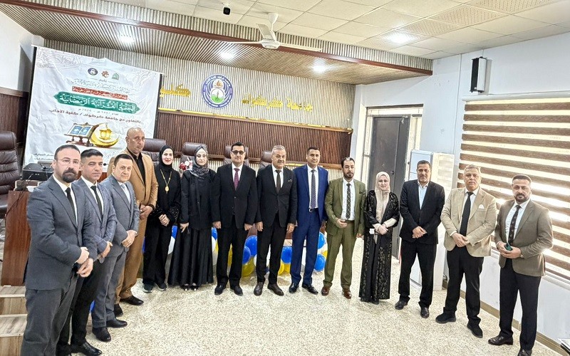 عميد كلية الآداب يثمن ...