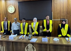 تدريسية بكلية الآداب تشارك بمناقشة رسالة ماجستير في جامعة البصرة