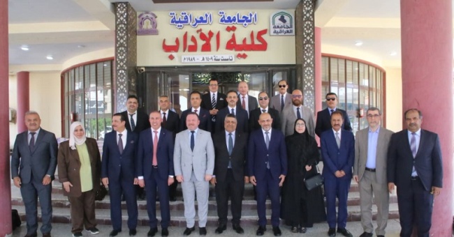 عميد كلية الآداب يشارك باجتماع عمداء كليات الآداب واللغات في الجامعات العراقية