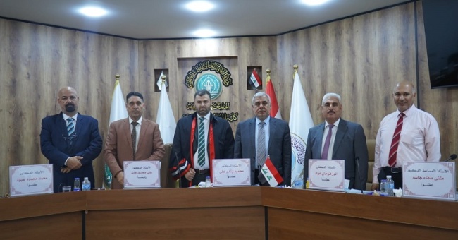 تدريسي بكلية الآداب ينال شهادة الدكتوراه