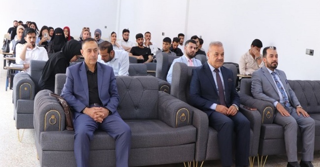 ندوة علمية في كلية الآداب عن أسس الاستعداد للامتحانات الجامعية