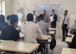 ورشة تدريبية في كلية الآداب حول إعداد السيرة الذاتية