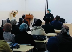 ورشة في كلية الآداب عن كتابة الرسالة والأطروحة