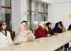 عضوات الفريق الوطني للمرأة العراقية بكلية الآداب يشاركن بفعالية لأطفال مدرسة للأيتام