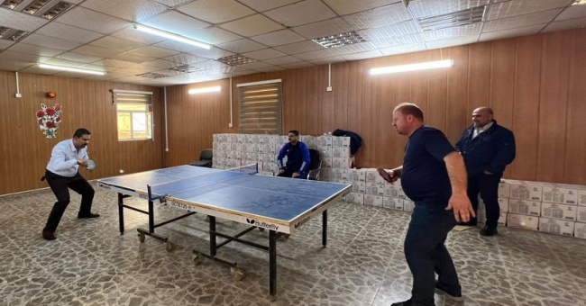 كلية الآداب تقيم بطولة بكرة تنس الطاولة