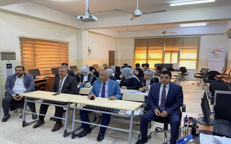 قسم الاعلام في كلية الآداب يناقش بحوث تخرج طلبته