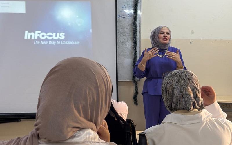 An educational workshop at the College of Arts on behavioral commitment for graduation ceremonies