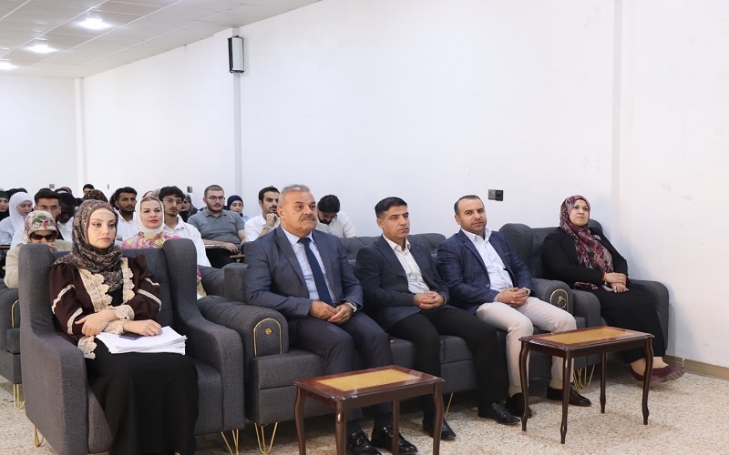 Awareness Seminar at the College of Arts on Instilling Learning Values ​​in Students
