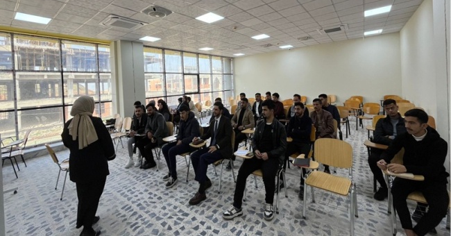  A scientific seminar entitled “Exploiting Individual Skills in the Labor Market and Establishing a Private Project” at the College of Basic Education