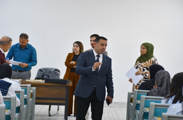 عمادة كلية التربية الأساسية تتابع سير الامتحانات النهائية وتؤكد توفير جميع المستلزمات اللازمة