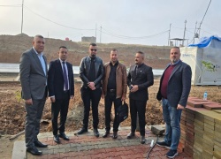 متابعة أعمال إنشاء موقف السيارات الخاص بأساتذة الكلية وموظفيها.