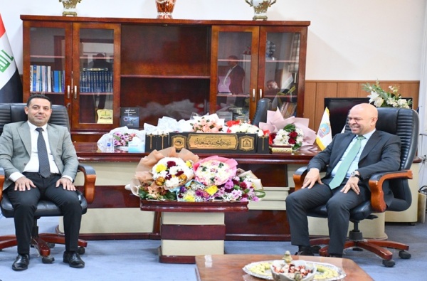 زيارة رسمية لعمادة كلية التربية الأساسية لتهنئة مساعد رئيس الجامعة للشؤون الإدارية وتأكيد تعزيز التعاون المؤسسي