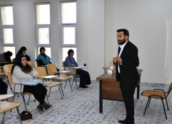 ندوة علمية في كلية التربية الأساسية تناقش الوجود الإنساني ومتخيلات الحياة اليومية