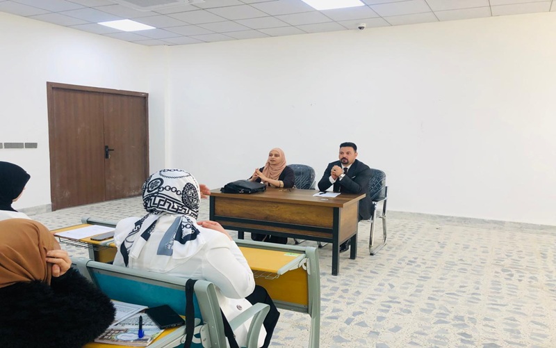 ندوة بعنوان(اللغة العربية ...