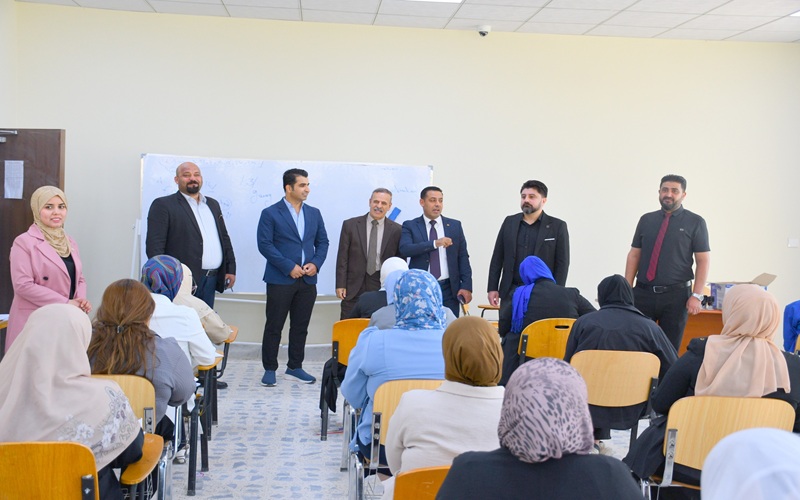 إدارة كلية التربية الأساسية تتابع ميدانياً سير الامتحانات النهائية وسط أجواء تنظيمية متميزة