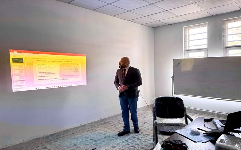 ندوة علمية بعنوان «الطرائق الحديثة في اكتساب اللغة وتنمية مهارات التعلم»