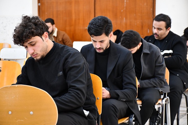 انطلاق امتحانات الفصل ...