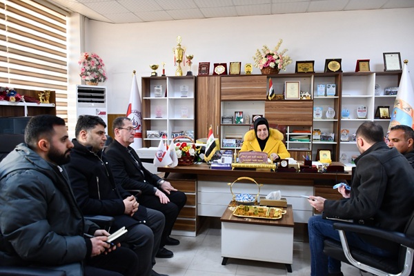 كلية الهندسة تعقد اجتماع ...