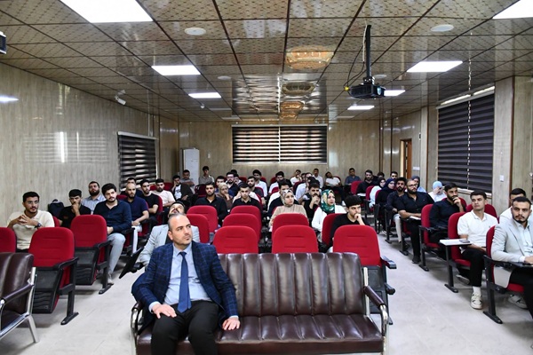 كلية الهندسة بجامعة كركوك تقيم ندوة علمية عن أساسيات برمجة المايكروكنترولر وتطبيقاتها في سوق العمل
