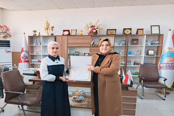 كلية الهندسة تكرم طالبة من قسم الهندسة الميكانيكية