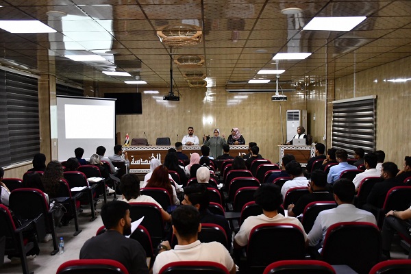 قسم الهندسة المدنية يعقد ورشة عمل تطبيقية لطلبة المرحلة الثانية