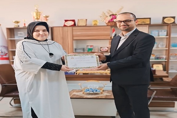 عمادة كلية الهندسة تواصل تكريم المتميزين من منتسبيها