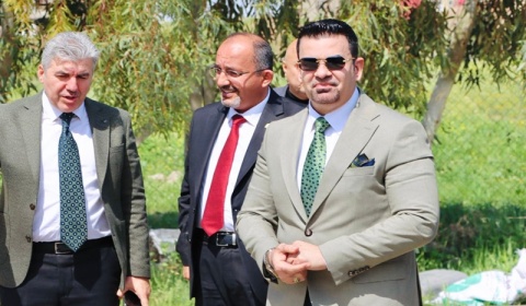 The President of Kirkuk University inspects development projects at the research station and orders the distribution of chicken to university staff at subsidized prices.